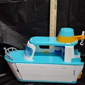Pepoa Pig Cruiseship Playset - Turquoise and White